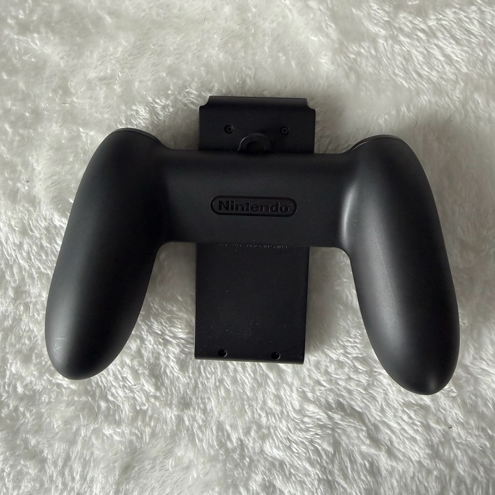 Nintendo OLED Switch Gen 1 - Picture 8 of 17